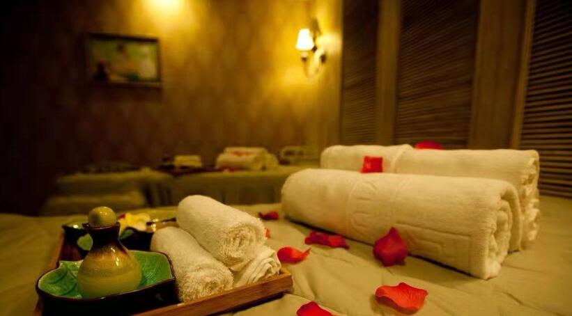 深圳坪山高端水疗spa会馆就这样带着清风月静抚慰了光阴悲喜